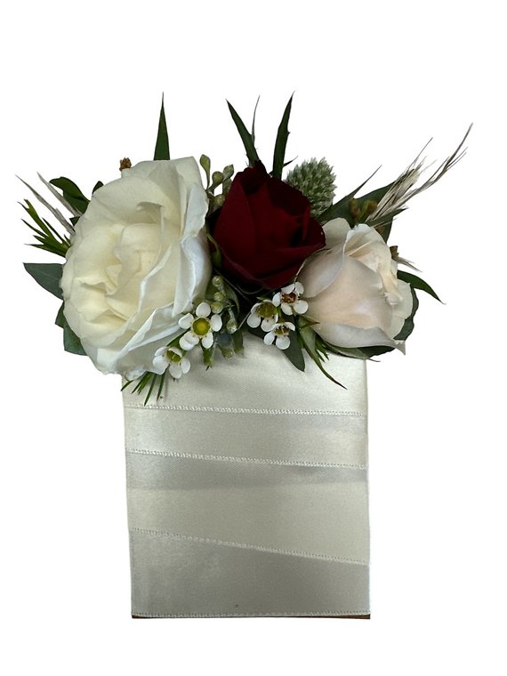 Pocket Square Boutonniere